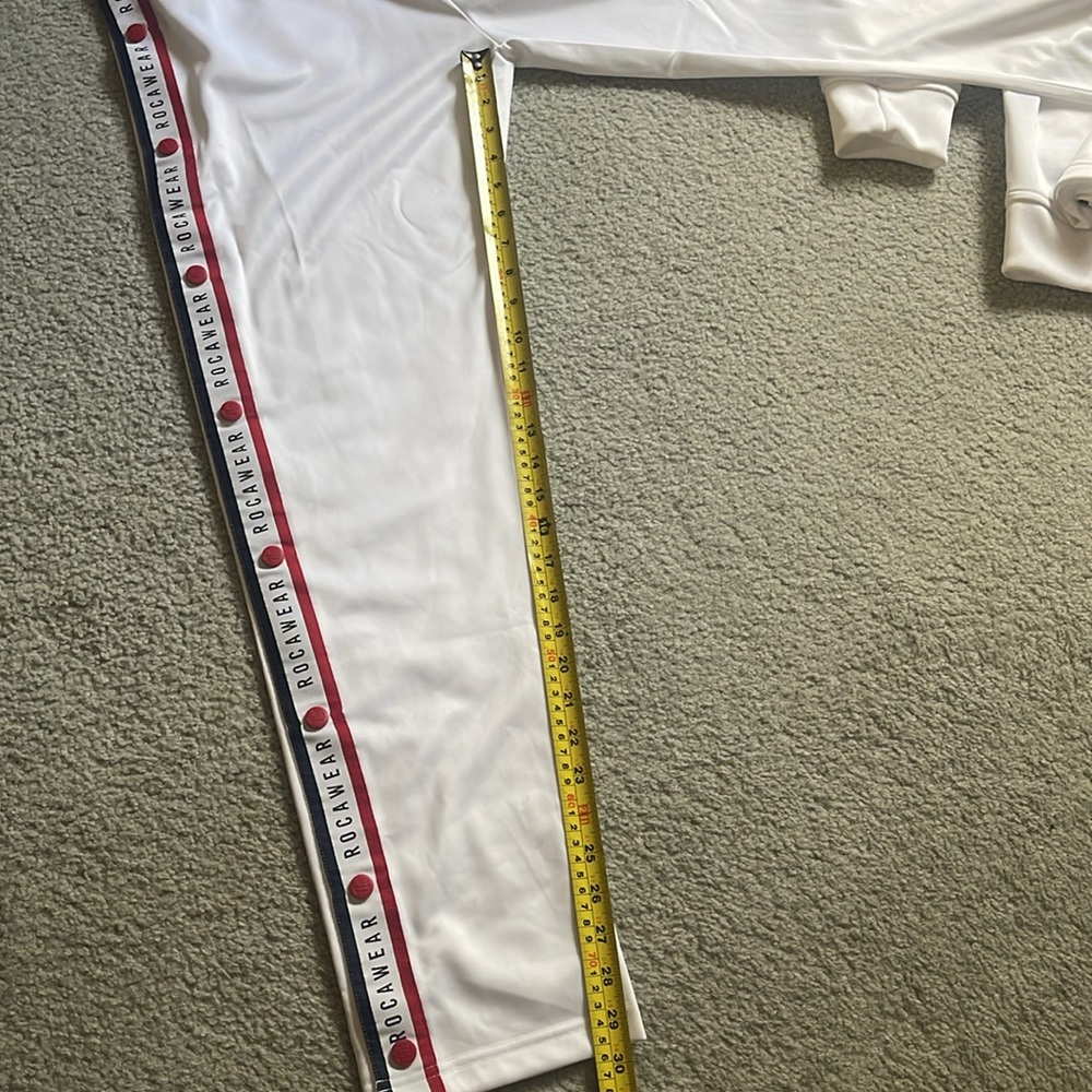 Rocawear White Tracksuit with Logo Accents - Picture 5 of 5